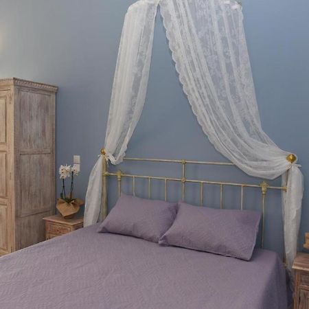 Oisyra Boutique Suites Ermoupoli Dış mekan fotoğraf