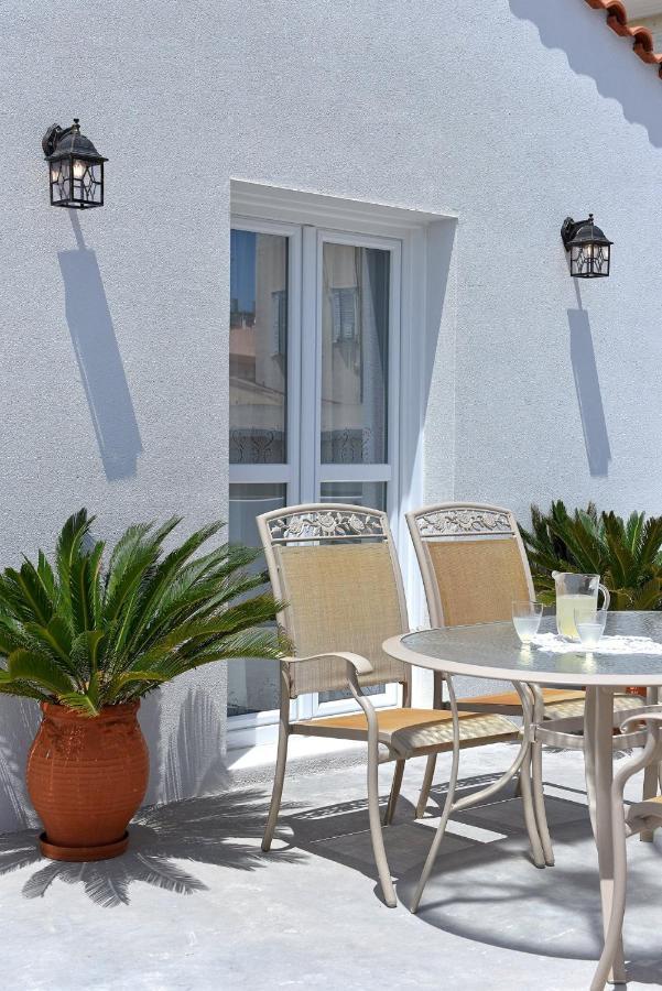 Oisyra Boutique Suites Ermoupoli Dış mekan fotoğraf